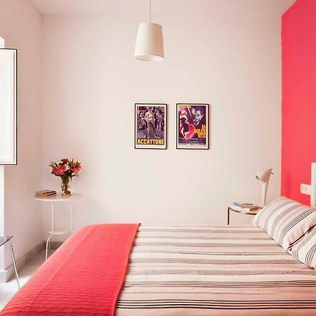 Apartamentos Mariscal Sevilla Bagian luar foto
