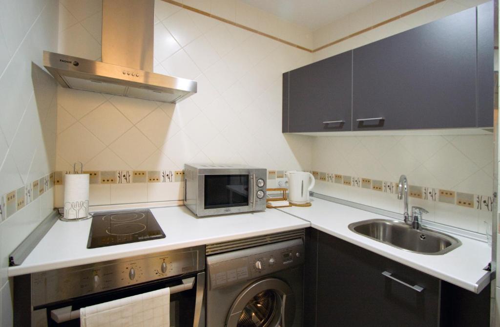 Apartamentos Mariscal Sevilla Ruang foto
